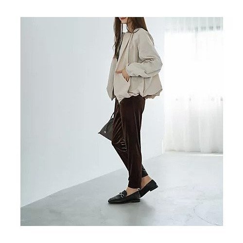 【スタイルデリ/STYLE DELI】のタフタ調シワ加工バルーンブルゾン 人気、トレンドファッション・服の通販 founy(ファニー) 　ファッション　Fashion　レディースファッション　Fashion for Women　アウター　Coat / Outerwear Collection　ブルゾンジャケット・スポーティアウター　Blouson Jackets　イエロー　Yellow　ギャザー　Gathered, Ruffled　クール　Cool, Chic　シルバー　Silver, Metallic Silver　スリット　Slit, Slit Detail　タフタ　Taffeta, Structured Fabric　タートルネック　Turtleneck, High Neck　ダブル　Double, Double-Breasted　ドレープ　Drape, Draping Fabric　定番　Standard, Basic Item　長袖　Long Sleeve, Full Sleeve　ハイネック　High Neck, Mock Neck　バランス　Balance, Style Balance　バルーン　Balloon, Balloon Silhouette　フロント　Front, Front Design　ブルゾン　Blouson, Bomber Jacket　ポケット　Pocket, Pocket Detail　防寒　Cold Protection, Winter-Ready　モッズコート　Mods Coat, Military Parka　エレガント 上品　Elegant　other-3|ID: prp329100004722681 ipo3291000000034133802
