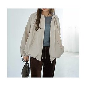 【スタイルデリ/STYLE DELI】のタフタ調シワ加工バルーンブルゾン 人気、トレンドファッション・服の通販 founy(ファニー) ファッション Fashion レディースファッション Fashion for Women アウター Coat / Outerwear Collection ブルゾンジャケット・スポーティアウター Blouson Jackets イエロー Yellow ギャザー Gathered, Ruffled クール Cool, Chic シルバー Silver, Metallic Silver スリット Slit, Slit Detail タフタ Taffeta, Structured Fabric タートルネック Turtleneck, High Neck ダブル Double, Double-Breasted ドレープ Drape, Draping Fabric 定番 Standard, Basic Item 長袖 Long Sleeve, Full Sleeve ハイネック High Neck, Mock Neck バランス Balance, Style Balance バルーン Balloon, Balloon Silhouette フロント Front, Front Design ブルゾン Blouson, Bomber Jacket ポケット Pocket, Pocket Detail 防寒 Cold Protection, Winter-Ready モッズコート Mods Coat, Military Parka エレガント 上品 Elegant |ID:prp329100004722681