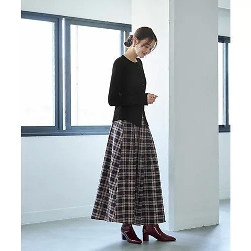 【スタイルデリ/STYLE DELI】のボタンいっぱいリブカットソートップス 人気、トレンドファッション・服の通販 founy(ファニー) 　ファッション　Fashion　レディースファッション　Fashion for Women　トップス・カットソー　Cut & Sew Tops　カットソー・ベーシックTシャツ　Cut-and-Sewn Tops / Stretch Tees & Basics　カットソー　Cut and Sewn Top　カーディガン　Cardigan, Knitwear　サロペット　Overalls, Salopette　シェイプ　Shape, Slim Fit　ジャケット　Jacket, Outerwear　ストレート　Straight, Straight Cut　スリット　Slit, Slit Detail　センター　Center, Center Line　定番　Standard, Basic Item　人気　Popular, Best Seller　長袖　Long Sleeve, Full Sleeve　バランス　Balance, Style Balance　フィット　Fit, Slim Fit　フォルム　Silhouette, Form　フロント　Front, Front Design　冬　Winter / This Winter　夏　Summer　other-2|ID: prp329100004725209 ipo3291000000034144773