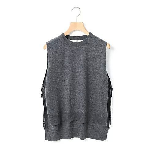 【ミディウミ/MidiUmi】のサイドリボンベスト インテリア・キッズ・メンズ・レディースファッション・服の通販 founy(ファニー) 　ファッション　Fashion　レディースファッション　Fashion for Women　アウター　Coat / Outerwear Collection　トップス・カットソー　Cut & Sew Tops　ベスト&ジレ / 重ね着スタイル　Vests & Gilets　カットソー　Cut and Sewn Top　ベスト　Vest, Waistcoat　ベーシック　Basic, Essential　リボン　Ribbon, Bow　今季　This Season, Current Season　再入荷　Restock / Back in Stock　定番　Standard, Basic Item　チャコールグレー|ID: prp329100004727909 ipo3291000000035848898