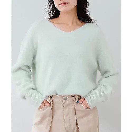 【ウィムガゼット/Whim Gazette】のフォックスウール Vネックプルオーバー 人気、トレンドファッション・服の通販 founy(ファニー) 　ファッション　Fashion　レディースファッション　Fashion for Women　トップス・カットソー　Cut & Sew Tops　カジュアルプルオーバー・ニットトップス　Pullovers & Knit Tops / Casual Pullovers　Vネックトップス　V-Neck Tops / V-Cut Neckline Shirts　2025年　2025　2025-2026秋冬・A/W　Autumn/Winter 2025–26 AW25–26　おすすめ　Recommended / Our Picks　インナー　Innerwear　デコルテ　Décolleté, Neckline　フォックス　Fox, Fox Fur　エレガント 上品　Elegant　 other-1|ID: prp329100004729612 ipo3291000000034167024