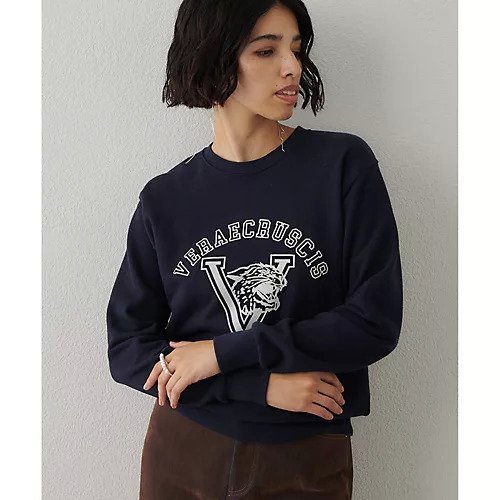 【ウィムガゼット/Whim Gazette】のロゴフロッキー裏毛 インテリア・キッズ・メンズ・レディースファッション・服の通販 founy(ファニー) https://founy.com/ ファッション Fashion レディースファッション Fashion for Women 2025年 2025 2025-2026秋冬・A/W Autumn/Winter 2025–26 AW25–26 おすすめ Recommended / Our Picks コンパクト Compact, Small Size スウェット / スエット Sweatshirt, Sweatwear ヴィンテージ Vintage Style エレガント 上品 Elegant 吸水 Absorbent, Quick-Dry |ID: prp329100004729625 ipo3291000000034167121