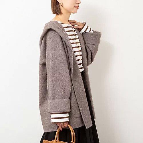 【リエミラー/Rie Miller】のハーフ丈フーディー リバー風ニットコート インテリア・キッズ・メンズ・レディースファッション・服の通販 founy(ファニー) https://founy.com/ ファッション Fashion レディースファッション Fashion for Women アウター Coat / Outerwear Collection コート・ロングコート・ピーコート Long Coats, Peacoats & More 2025年 2025 2025-2026秋冬・A/W Autumn/Winter 2025–26 AW25–26 ハーフ Half, Half-Length ミドル Middle Length, Mid Height エレガント 上品 Elegant |ID: prp329100004729757 ipo3291000000034168046