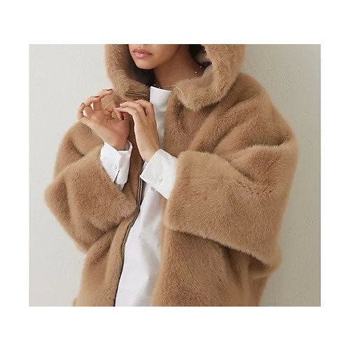 【ウィムガゼット/Whim Gazette】の【THE PAUSE】フェイクファードルマンコート インテリア・キッズ・メンズ・レディースファッション・服の通販 founy(ファニー) 　ファッション　Fashion　レディースファッション　Fashion for Women　アウター　Coat / Outerwear Collection　コート・ロングコート・ピーコート　Long Coats, Peacoats & More　インナー　Innerwear　ヴィンテージ　Vintage Style　グラデーション　Gradient, Ombre　ショート　Short, Short Length　バランス　Balance, Style Balance　フェイクファー　Faux Fur, Imitation Fur　ブレスレット　Bracelet, Wristband　ボンディング　Bonding, Bonded Fabric　ラグジュアリー　Luxury, Elegant　ワーク　Workwear, Utility Style　おすすめ　Recommended / Our Picks　2025年　2025　2025-2026秋冬・A/W　Autumn/Winter 2025–26 AW25–26　ベージュ|ID: prp329100004735922 ipo3291000000034209735