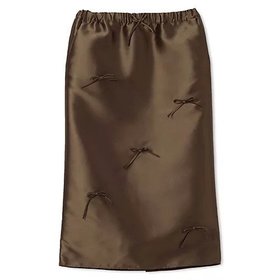【エレフ/Eleph】 SIMPLE BOW SKIRT人気、トレンドファッション・服の通販 founy(ファニー) ファッション Fashion レディースファッション Fashion for Women スカート Skirts 2025年 2025 2025-2026秋冬・A/W Autumn/Winter 2025–26 AW25–26 サテン Satin, Glossy Fabric バランス Balance, Style Balance フェミニン Feminine, Girly モチーフ Motif, Design Theme リボン Ribbon, Bow リュクス Luxury, Elegant, High-End, Chic ロング Long, Long-Length |ID:prp329100004737478