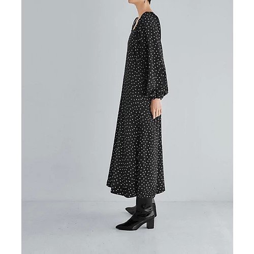 【スタイルデリ/STYLE DELI】のドット柄スクエアネックワンピ―ス 人気、トレンドファッション・服の通販 founy(ファニー) 　ファッション　Fashion　レディースファッション　Fashion for Women　ワンピース　Dresses　インナー　Innerwear　キャミソール　Camisole, Spaghetti Strap Top　ギャザー　Gathered, Ruffled　スクエア　Square, Square Shape　タイツ　Tights, Legwear　ダメージ　Distressed, Destroyed　デコルテ　Décolleté, Neckline　ドット　Polka Dot, Dot Pattern　ドレープ　Drape, Draping Fabric　定番　Standard, Basic Item　バランス　Balance, Style Balance　ペチコート　Petticoat, Underskirt　ポケット　Pocket, Pocket Detail　おすすめ　Recommended / Our Picks　夏　Summer　other-3|ID: prp329100004741087 ipo3291000000034254755
