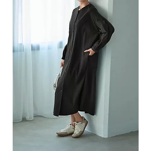 【スタイルデリ/STYLE DELI】のコートにもなるドビー織りドット柄ワンピース 人気、トレンドファッション・服の通販 founy(ファニー) 　ファッション　Fashion　レディースファッション　Fashion for Women　アウター　Coat / Outerwear Collection　コート・ロングコート・ピーコート　Long Coats, Peacoats & More　インナー　Innerwear　春　Spring　カットソー　Cut and Sewn Top　カーディガン　Cardigan, Knitwear　軽量　Lightweight, Ultra Light　シューズ　Shoes, Footwear　ジャケット　Jacket, Outerwear　スリット　Slit, Slit Detail　ドット　Polka Dot, Dot Pattern　定番　Standard, Basic Item　ハイネック　High Neck, Mock Neck　バランス　Balance, Style Balance　パール　Pearl, Pearl Accent　フラット　Flat, Flat Shoes　フロント　Front, Front Design　ポケット　Pocket, Pocket Detail　防寒　Cold Protection, Winter-Ready　ラウンド　Round, Round Neck　リボン　Ribbon, Bow　ループ　Loop, Loop Knit　冬　Winter / This Winter　A/W・秋冬　Autumn/Winter　夏　Summer　other-3|ID: prp329100004743748 ipo3291000000034281529