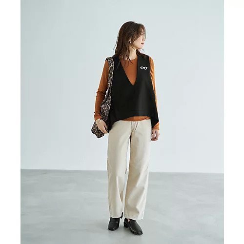 【スタイルデリ/STYLE DELI】の【LUXE】前後差テールVネックベスト 人気、トレンドファッション・服の通販 founy(ファニー) 　ファッション　Fashion　レディースファッション　Fashion for Women　アウター　Coat / Outerwear Collection　トップス・カットソー　Cut & Sew Tops　ベスト&ジレ / 重ね着スタイル　Vests & Gilets　Vネックトップス　V-Neck Tops / V-Cut Neckline Shirts　春　Spring　カットソー　Cut and Sewn Top　クール　Cool, Chic　ジョーゼット　Georgette, Semi-Sheer Fabric　スタイリッシュ　Stylish, Fashionable　ストレッチ　Stretch, Stretchy Fabric　スリット　Slit, Slit Detail　スーツ　Suit, Formalwear　定番　Standard, Basic Item　ノースリーブ　Sleeveless, No-Sleeve　長袖　Long Sleeve, Full Sleeve　フォルム　Silhouette, Form　ベスト　Vest, Waistcoat　ポケット　Pocket, Pocket Detail　半袖　Short Sleeve, Half Sleeve　A/W・秋冬　Autumn/Winter　S/S・春夏　SS, Spring/Summer, Warm Season　夏　Summer　other-2|ID: prp329100004743822 ipo3291000000034282174