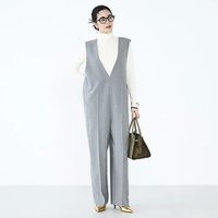 【ノーリーズ/NOLLEY'S】のウォッシャブルVネックサロペット 人気、トレンドファッション・服の通販 founy(ファニー) ファッション Fashion レディースファッション Fashion for Women トップス・カットソー Cut & Sew Tops Vネックトップス V-Neck Tops / V-Cut Neckline Shirts ワンピース Dresses サロペット&オールインワン Dungarees & Jumpsuit Styles 2025年 2025 2025-2026秋冬・A/W Autumn/Winter 2025–26 AW25–26 ウォッシャブル Machine Washable オケージョン Occasion Wear シンプル Simple, Minimal スニーカー Sneakers, Trainers レース Lace, Lace Fabric |ID:prp329100004745658