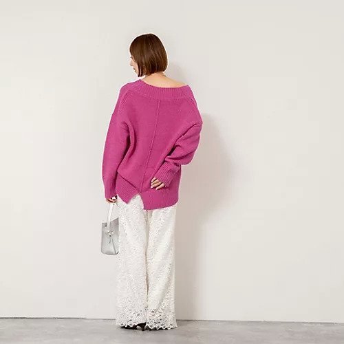 【ノーリーズソフィー/NOLLEY'S sophi】のブライト紡毛Vネックプルオーバー 人気、トレンドファッション・服の通販 founy(ファニー)  ファッション Fashion レディースファッション Fashion for Women トップス・カットソー Cut & Sew Tops カジュアルプルオーバー・ニットトップス Pullovers & Knit Tops / Casual Pullovers Vネックトップス V-Neck Tops / V-Cut Neckline Shirts 2025年 2025 2025-2026秋冬・A/W Autumn/Winter 2025–26 AW25–26 ショート Short, Short Length スリット Slit, Slit Detail タートルネック Turtleneck, High Neck ブライト Bright, Shiny other-3|ID: prp329100004748453 ipo3291000000034335577