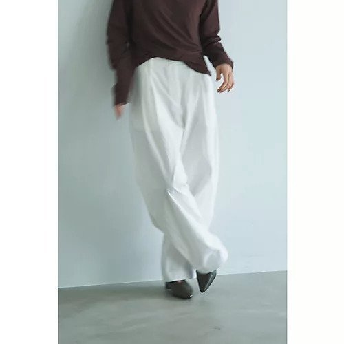 【マージュール/marjour】のCOTTON NYLON TUCK WIDE PANTS インテリア・キッズ・メンズ・レディースファッション・服の通販 founy(ファニー)  ファッション Fashion レディースファッション Fashion for Women パンツ Pants & Trousers ストレッチ Stretch, Stretchy Fabric バランス Balance, Style Balance ポケット Pocket, Pocket Detail メンズ Men's, Menswear ワイド Wide, Wide Fit エレガント 上品 Elegant OFFWHITE|ID: prp329100004748632 ipo3291000000034337786