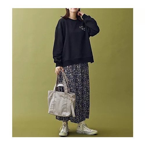 【エニー/ANY】のロゴスウェット 人気、トレンドファッション・服の通販 founy(ファニー) 　ファッション　Fashion　レディースファッション　Fashion for Women　トップス・カットソー　Cut & Sew Tops　レディースパーカー・カジュアルフーディー　Casual Hoodies & Sweatshirts　スウェット・クルーネックトップス　Sweatshirts & Crewnecks / Relaxed Fit Sweat Tops　洗える　Machine Washable　吸水　Absorbent, Quick-Dry　シンプル　Simple, Minimal　スラックス　Slacks, Dress Pants　デニム　Denim, Jeans Material　ロング　Long, Long-Length　おすすめ　Recommended / Our Picks　other-2|ID: prp329100004751170 ipo3291000000034354451