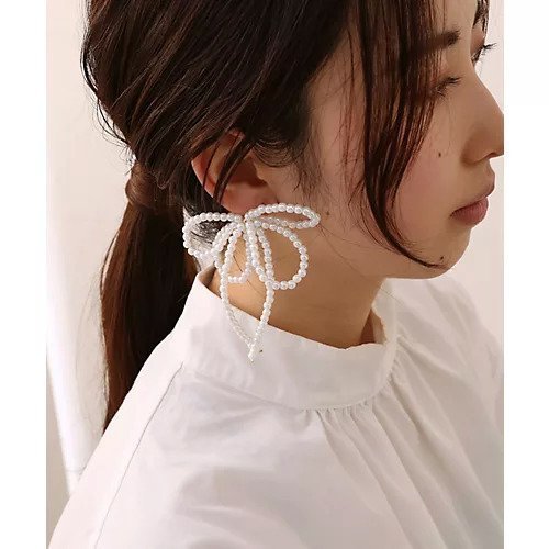 【コレカラ/collecala】のボリュームパールリボンイヤリング 人気、トレンドファッション・服の通販 founy(ファニー)  ファッション Fashion レディースファッション Fashion for Women ジュエリー Jewelry ファッションリング Fashion Rings イヤリング・フープ・ドロップタイプ Hoop, Drop & Clip Earrings イヤリング Earrings シンプル Simple, Minimal セレモニー Ceremony パール Pearl, Pearl Accent リボン Ribbon, Bow 入学式 Entrance Ceremony 卒業式 Graduation Ceremony 結婚式 Wedding other-3|ID: prp329100004752111 ipo3291000000034367087