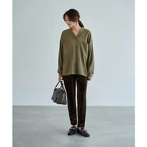 【スタイルデリ/STYLE DELI】の袖口リブの身頃がポケットVネックシャツ 人気、トレンドファッション・服の通販 founy(ファニー)  ファッション Fashion レディースファッション Fashion for Women トップス・カットソー Cut & Sew Tops シャツ・ブラウス・オフィスカジュアル Elegant Blouses & Button-Ups Vネックトップス V-Neck Tops / V-Cut Neckline Shirts インナー Innerwear シンプル Simple, Minimal ストレート Straight, Straight Cut スリット Slit, Slit Detail タートルネック Turtleneck, High Neck 人気 Popular, Best Seller 長袖 Long Sleeve, Full Sleeve ハイネック High Neck, Mock Neck パール Pearl, Pearl Accent フロント Front, Front Design ポケット Pocket, Pocket Detail 防寒 Cold Protection, Winter-Ready ワイド Wide, Wide Fit 冬 Winter / This Winter other-2|ID: prp329100004752839 ipo3291000000034375997