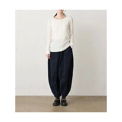 【ミディウミ/MidiUmi】のコーデュロイコクーンパンツ インテリア・キッズ・メンズ・レディースファッション・服の通販 founy(ファニー) ファッション Fashion レディースファッション Fashion for Women パンツ Pants & Trousers コクーン Cocoon, Cocoon Silhouette コーデュロイ Corduroy, Cord Fabric ボトム Bottoms, Lower Wear リラックス Relax, Relaxed Fit ロールアップ Roll-Up, Cuffed Hem エレガント 上品 Elegant 人気 Popular, Best Seller 再入荷 Restock / Back in Stock 定番 Standard, Basic Item A/W・秋冬 Autumn/Winter ネイビー|ID: prp329100004755419 ipo3291000000034397344