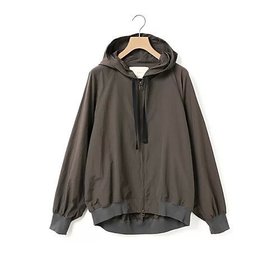 【ミディウミ/MidiUmi】のフード付きブルゾン 人気、トレンドファッション・服の通販 founy(ファニー) ファッション Fashion レディースファッション Fashion for Women アウター Coat / Outerwear Collection ブルゾンジャケット・スポーティアウター Blouson Jackets コンパクト Compact, Small Size フィット Fit, Slim Fit ブラウジング Blouson Silhouette, Cinched Waist ブルゾン Blouson, Bomber Jacket ワイド Wide, Wide Fit 軽量 Lightweight, Ultra Light |ID:prp329100004755445