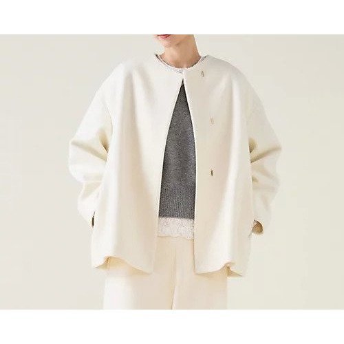 【マルティニーク/martinique】のノーカラーコート インテリア・キッズ・メンズ・レディースファッション・服の通販 founy(ファニー)  ファッション Fashion レディースファッション Fashion for Women アウター Coat / Outerwear Collection コート・ロングコート・ピーコート Long Coats, Peacoats & More イタリア Italy ジャカード/ジャガード Jacquard, Woven Pattern ストール Stole, Wrap センター Center, Center Line フロント Front, Front Design プリーツ Pleats, Pleated マフラー Scarf, Muffler モダン Modern, Contemporary おすすめ Recommended / Our Picks エレガント 上品 Elegant ホリデーシーズン Holiday Season アイボリー|ID: prp329100004755461 ipo3291000000034397656