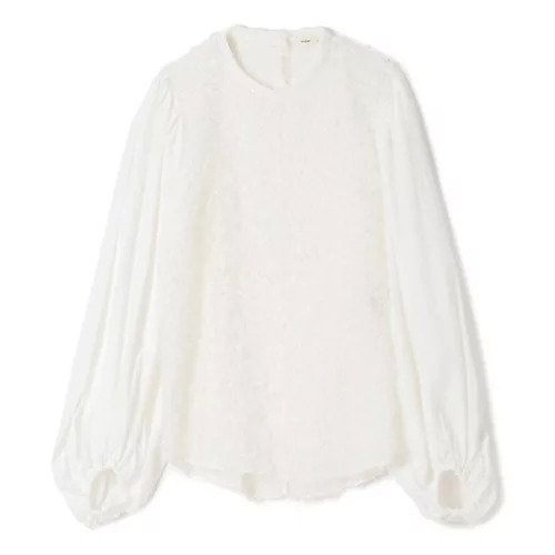 【エクラ/eclat】の【三尋木奈保さんコラボ】ボリューム袖ジャカードブラウス インテリア・キッズ・メンズ・レディースファッション・服の通販 founy(ファニー)  ファッション Fashion レディースファッション Fashion for Women トップス・カットソー Cut & Sew Tops シャツ・ブラウス・オフィスカジュアル Elegant Blouses & Button-Ups コラボ Collaboration, Collab コンパクト Compact, Small Size ジャカード/ジャガード Jacquard, Woven Pattern フォルム Silhouette, Form リュクス Luxury, Elegant, High-End, Chic エレガント 上品 Elegant 別注 Limited Edition, Custom Order 洗える Machine Washable ホワイト|ID: prp329100004756500 ipo3291000000034408121