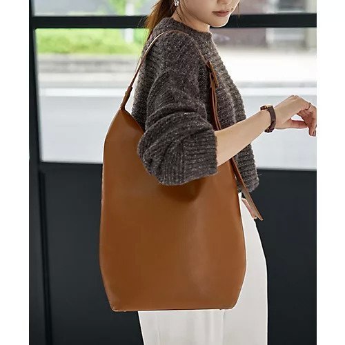 【スタイルデリ/STYLE DELI】の【DRESSDEN】レザーバッグ/L-02 人気、トレンドファッション・服の通販 founy(ファニー) 　ファッション　Fashion　レディースファッション　Fashion for Women　ワンピース　Dresses　フォーマル・パーティードレス・結婚式用ドレス　Elegant & Casual Dresses　アクセサリー　Fashion Accessories　イエロー　Yellow　オレンジ　Orange　傘　Umbrella, Parasol　軽量　Lightweight, Ultra Light　ショルダー　Shoulder, Shoulder Strap　シルバー　Silver, Metallic Silver　スタイリッシュ　Stylish, Fashionable　スタッズ　Studs, Metal Accents　スーツ　Suit, Formalwear　財布　Wallet, Purse　定番　Standard, Basic Item　バランス　Balance, Style Balance　フォルム　Silhouette, Form　ポケット　Pocket, Pocket Detail　ポーチ　Pouch, Small Case　エレガント 上品　Elegant　other-2|ID: prp329100004760639 ipo3291000000034452239