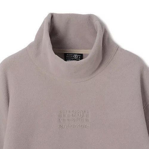 【エムエムシックス メゾンマルジェラ/MM6 Maison Margiela】の【MM6 Maison Margiela SALOMON】Long-sleeved Top 人気、トレンドファッション・服の通販 founy(ファニー) ファッション Fashion レディースファッション Fashion for Women トップス・カットソー Cut & Sew Tops 2025年 2025 2025-2026秋冬・A/W Autumn/Winter 2025–26 AW25–26 ポケット Pocket, Pocket Detail 洗える Machine Washable A/W・秋冬 Autumn/Winter other-3|ID: prp329100004761714 ipo3291000000034461543