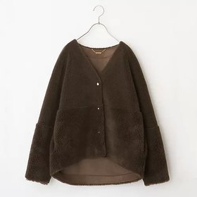 【マイカ ディール/MICA & DEAL】 reversible vn boa coat人気、トレンドファッション・服の通販 founy(ファニー) ファッション Fashion レディースファッション Fashion for Women アウター Coat / Outerwear Collection コート・ロングコート・ピーコート Long Coats, Peacoats & More カーディガン Cardigan, Knitwear ショート Short, Short Length リバーシブル Reversible, Two-Sided |ID:prp329100004761847