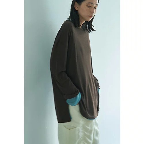 【マージュール/marjour】のSHEER OVER TEE(25AW) インテリア・キッズ・メンズ・レディースファッション・服の通販 founy(ファニー) https://founy.com/ ファッション Fashion レディースファッション Fashion for Women インナー Innerwear 春 Spring シアー Sheer, See-Through ジャケット Jacket, Outerwear スウェット / スエット Sweatshirt, Sweatwear ストレッチ Stretch, Stretchy Fabric とろみ Fluid, Flowy Fabric 人気 Popular, Best Seller ボトム Bottoms, Lower Wear ポケット Pocket, Pocket Detail A/W・秋冬 Autumn/Winter S/S・春夏 SS, Spring/Summer, Warm Season 夏 Summer 2025年 2025 2025-2026秋冬・A/W Autumn/Winter 2025–26 AW25–26 |ID: prp329100004763741 ipo3291000000034484734