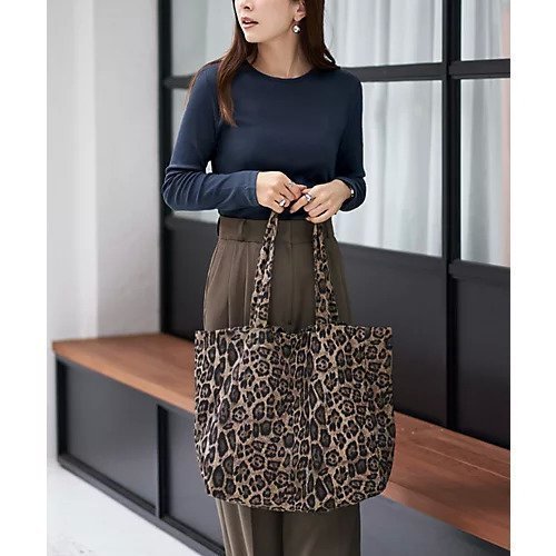 【スタイルデリ/STYLE DELI】のレオパード柄マイクロスエードエコトートバッグ 人気、トレンドファッション・服の通販 founy(ファニー) 　ファッション　Fashion　レディースファッション　Fashion for Women　バッグ　Bags　イエロー　Yellow　春　Spring　タオル　Towel, Bath Towel　ダウン　Down, Puffer　ポケット　Pocket, Pocket Detail　マグネット　Magnet, Magnetic Closure　レオパード　Leopard, Animal Print　ロング　Long, Long-Length　冬　Winter / This Winter　A/W・秋冬　Autumn/Winter　S/S・春夏　SS, Spring/Summer, Warm Season　夏　Summer　旅行　Travel　エレガント 上品　Elegant　other-3|ID: prp329100004763761 ipo3291000000034695077