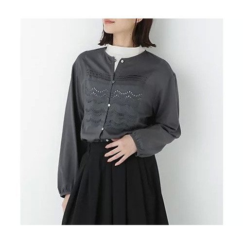 【ヒューマンウーマン/HUMAN WOMAN】のレイヤーレースブラウス インテリア・キッズ・メンズ・レディースファッション・服の通販 founy(ファニー) ファッション Fashion レディースファッション Fashion for Women トップス・カットソー Cut & Sew Tops シャツ・ブラウス・オフィスカジュアル Elegant Blouses & Button-Ups おすすめ Recommended / Our Picks サテン Satin, Glossy Fabric スタンダード Standard, Basic タートル Turtleneck, Turtle Collar レース Lace, Lace Fabric ロング Long, Long-Length 別注 Limited Edition, Custom Order 羽織 Haori, Light Jacket チャコール|ID: prp329100004768232 ipo3291000000034535452