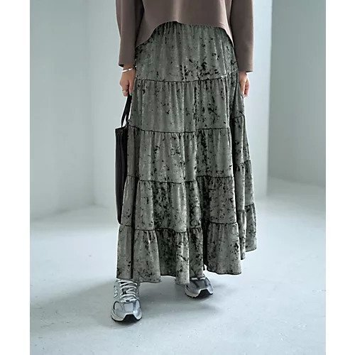 【スタイルデリ/STYLE DELI】の5段ティアードベロアスカート 人気、トレンドファッション・服の通販 founy(ファニー) 　ファッション　Fashion　レディースファッション　Fashion for Women　スカート　Skirts　イエロー　Yellow　クラッシュ　Distressed, Crashed Style　スリット　Slit, Slit Detail　ティアード　Tiered, Tiered Style　ティアードスカート　Tiered Skirt, Flounced Skirt　定番　Standard, Basic Item　フレア　Flare, Flared　ベロア　Velour, Soft Velvet　ポケット　Pocket, Pocket Detail　ループ　Loop, Loop Knit　ロング　Long, Long-Length　冬　Winter / This Winter　A/W・秋冬　Autumn/Winter　 other-1|ID: prp329100004768368 ipo3291000000034536410