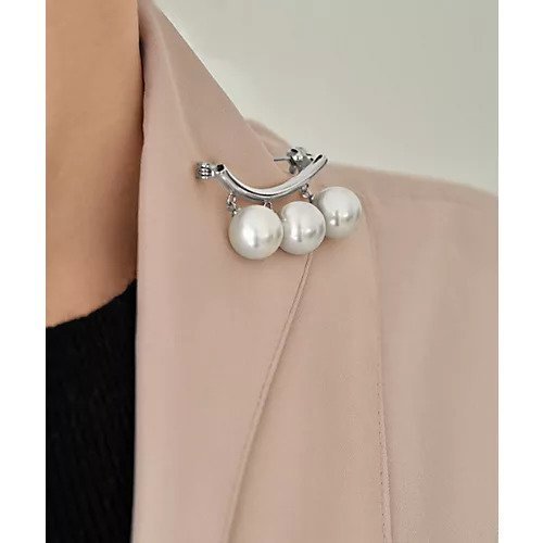 【スタイルデリ/STYLE DELI】のトリプルパールピンブローチ 人気、トレンドファッション・服の通販 founy(ファニー) 　ファッション　Fashion　レディースファッション　Fashion for Women　アクセサリー　Fashion Accessories　シンプル　Simple, Minimal　チェック　Check, Plaid, Tartan　パール　Pearl, Pearl Accent　ブローチ　Brooch, Pin Brooch　other-2|ID: prp329100004768380 ipo3291000000034536471