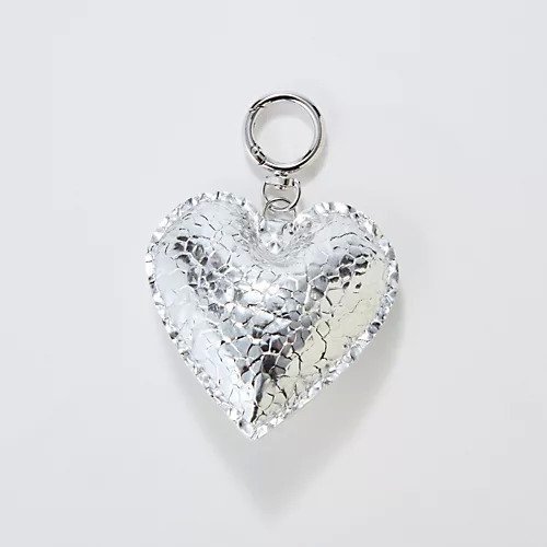 【フィービィー/phoebe】のハートレザーバッグチャーム 人気、トレンドファッション・服の通販 founy(ファニー) ファッション Fashion レディースファッション Fashion for Women クッション Cushion, Throw Pillow シンプル Simple, Minimal チャーム Charm, Pendant ビッグ Big, Oversized フェイクレザー Faux Leather, PU Leather ポーチ Pouch, Small Case ループ Loop, Loop Knit other-1|ID: prp329100004770180 ipo3291000000034555206