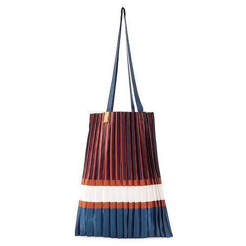 【プレインピープル/PLAIN PEOPLE】の【MULTITUDES/マルチチューズ】PLEATED TOTE BAGS インテリア・キッズ・メンズ・レディースファッション・服の通販 founy(ファニー) ファッション Fashion レディースファッション Fashion for Women バッグ Bags おすすめ Recommended / Our Picks クラシック Classic, Timeless Style サテン Satin, Glossy Fabric バランス Balance, Style Balance ブロック Block, Solid Block Pattern モダン Modern, Contemporary リボン Ribbon, Bow 軽量 Lightweight, Ultra Light ネイビー|ID: prp329100004770334 ipo3291000000034555922