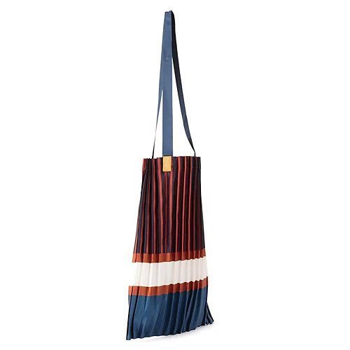 【プレインピープル/PLAIN PEOPLE】の【MULTITUDES/マルチチューズ】PLEATED TOTE BAGS 人気、トレンドファッション・服の通販 founy(ファニー) ファッション Fashion レディースファッション Fashion for Women バッグ Bags おすすめ Recommended / Our Picks クラシック Classic, Timeless Style サテン Satin, Glossy Fabric バランス Balance, Style Balance ブロック Block, Solid Block Pattern モダン Modern, Contemporary リボン Ribbon, Bow 軽量 Lightweight, Ultra Light other-2|ID: prp329100004770334 ipo3291000000034555925