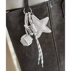 【スタイルデリ/STYLE DELI】のフェイクレザーSTARチャーム 人気、トレンドファッション・服の通販 founy(ファニー) ファッション Fashion レディースファッション Fashion for Women アクセサリー Fashion Accessories キャラクター Character, Licensed Characters クッション Cushion, Throw Pillow シルバー Silver, Metallic Silver チャーム Charm, Pendant 定番 Standard, Basic Item フェイクレザー Faux Leather, PU Leather モチーフ Motif, Design Theme thumbnail ホワイト|ID: prp329100004770338 ipo3291000000034555961