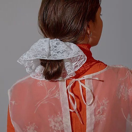 【フィービィー/phoebe】のビッグフリルシュシュ ホワイト 人気、トレンドファッション・服の通販 founy(ファニー) ファッション Fashion レディースファッション Fashion for Women シュシュ&ヘアアクセ/ヘアアレンジ Scrunchies & Hair Accessories おすすめ Recommended / Our Picks トレンド Trend, Trending Now レース Lace, Lace Fabric other-2|ID: prp329100004772248 ipo3291000000034575923