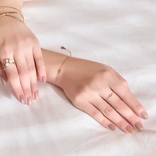 【フィービィー/phoebe】の【金属アレルギー対応】プチベゼルストーンブレスレット シャンパンゴールド 人気、トレンドファッション・服の通販 founy(ファニー) ファッション Fashion レディースファッション Fashion for Women ジュエリー Jewelry チェーン&カフブレスレット Cuff & Chain Bracelets おすすめ Recommended / Our Picks カッティング Cutting Detail ダイヤモンド Diamond, Brilliant Cut バングル Bangle, Bracelet ビジュー Bijou, Jewel-like Accent ローズ Rose, Rose Motif エレガント 上品 Elegant 人気 Popular, Best Seller 時計 Watch, Wristwatch other-3|ID: prp329100004772890 ipo3291000000034583948