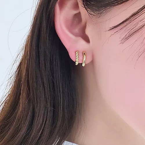 【フィービィー/phoebe】の【痛くないシリーズ金属アレルギー対応】ダブルツイストメタルフロートライトフィットイヤリング ゴールド インテリア・キッズ・メンズ・レディースファッション・服の通販 founy(ファニー) 　ファッション　Fashion　レディースファッション　Fashion for Women　ジュエリー　Jewelry　ファッションリング　Fashion Rings　イヤリング・フープ・ドロップタイプ　Hoop, Drop & Clip Earrings　おすすめ　Recommended / Our Picks　イヤリング　Earrings　シンプル　Simple, Minimal　ダブル　Double, Double-Breasted　ツイスト　Tweed, Tweed Fabric　プレーン　Plain, Simple　ビジネス 仕事 通勤　Business / Work / Commuting　軽量　Lightweight, Ultra Light　ゴールド|ID: prp329100004775765 ipo3291000000034620385