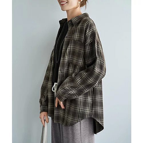 【スタイルデリ/STYLE DELI】のぼかし織りチェック柄シャツ 人気、トレンドファッション・服の通販 founy(ファニー) 　ファッション　Fashion　レディースファッション　Fashion for Women　トップス・カットソー　Cut & Sew Tops　シャツ・ブラウス・オフィスカジュアル　Elegant Blouses & Button-Ups　カフス　Cuff Design　ストレート　Straight, Straight Cut　スリット　Slit, Slit Detail　チェック　Check, Plaid, Tartan　なめらか　Smooth, Silky Texture　ネップ　Nepp, Slub Yarn　長袖　Long Sleeve, Full Sleeve　フォルム　Silhouette, Form　フロント　Front, Front Design　プリント　Print, Printed Pattern　ポケット　Pocket, Pocket Detail　ラウンド　Round, Round Neck　冬　Winter / This Winter　 other-1|ID: prp329100004776506 ipo3291000000034627180