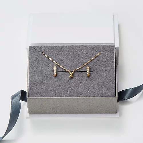 【フィービィー/phoebe】の【2025Xmas Collection】クロスネックレス&ビジューフープピアスセット/BOX&ショッパー付き 人気、トレンドファッション・服の通販 founy(ファニー) ファッション Fashion レディースファッション Fashion for Women ジュエリー Jewelry ネックレス Necklaces & Pendants アクセサリー Fashion Accessories オケージョン Occasion Wear シンプル Simple, Minimal ジュエリー Jewelry, Accessories スーツ Suit, Formalwear ドレス Dress, One-Piece ネックレス Necklace, Pendant Necklace 人気 Popular, Best Seller フープ Hoop, Hoop Earrings モチーフ Motif, Design Theme おすすめ Recommended / Our Picks クリスマス X'mas Christmas / X'mas ホリデーシーズン Holiday Season ギフト プレゼント Gift / Present 結婚式 Wedding other-1|ID: prp329100004776533 ipo3291000000034627448