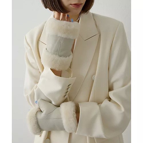 【ウィムガゼット/Whim Gazette】のムートングローブ 人気、トレンドファッション・服の通販 founy(ファニー) ファッション Fashion レディースファッション Fashion for Women アクセサリー Fashion Accessories カフス Cuff Design ストレート Straight, Straight Cut ムートン Shearling, Mouton エレガント 上品 Elegant 2025年 2025 2025-2026秋冬・A/W Autumn/Winter 2025–26 AW25–26 other-2|ID: prp329100004776535 ipo3291000000034627468