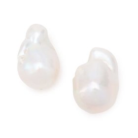 【ジュ キャトル/Ju QUATRE】の淡水パールイヤリング 人気、トレンドファッション・服の通販 founy(ファニー) ファッション Fashion レディースファッション Fashion for Women ジュエリー Jewelry ファッションリング Fashion Rings イヤリング・フープ・ドロップタイプ Hoop, Drop & Clip Earrings おすすめ Recommended / Our Picks イヤリング Earrings シンプル Simple, Minimal パール Pearl, Pearl Accent フォーマル Formal, Dressy エレガント 上品 Elegant |ID:prp329100004776545