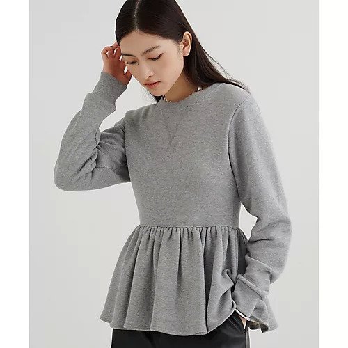 【ウィムガゼット/Whim Gazette】の裏毛フリルプルオーバー インテリア・キッズ・メンズ・レディースファッション・服の通販 founy(ファニー) 　ファッション　Fashion　レディースファッション　Fashion for Women　トップス・カットソー　Cut & Sew Tops　カジュアルプルオーバー・ニットトップス　Pullovers & Knit Tops / Casual Pullovers　スウェット / スエット　Sweatshirt, Sweatwear　セットアップ　Set-Up, Coordinated Outfit　バランス　Balance, Style Balance　フェミニン　Feminine, Girly　フリル　Frill, Ruffle　ペプラム　Peplum, Flared Hem　ボトム　Bottoms, Lower Wear　おすすめ　Recommended / Our Picks　日本製　Made In Japan　2026年　2026　グレー|ID: prp329100004777331 ipo3291000000034639039