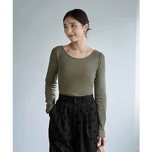 【スタイルデリ/STYLE DELI】の敏感肌対策 中に着る綿100デコルテ開きカットソー インテリア・キッズ・メンズ・レディースファッション・服の通販 founy(ファニー) 　ファッション　Fashion　レディースファッション　Fashion for Women　トップス・カットソー　Cut & Sew Tops　カットソー・ベーシックTシャツ　Cut-and-Sewn Tops / Stretch Tees & Basics　イエロー　Yellow　インナー　Innerwear　カットソー　Cut and Sewn Top　吸水　Absorbent, Quick-Dry　ストレート　Straight, Straight Cut　スリット　Slit, Slit Detail　デコルテ　Décolleté, Neckline　定番　Standard, Basic Item　長袖　Long Sleeve, Full Sleeve　フィット　Fit, Slim Fit　カーキ|ID: prp329100004779945 ipo3291000000034673852