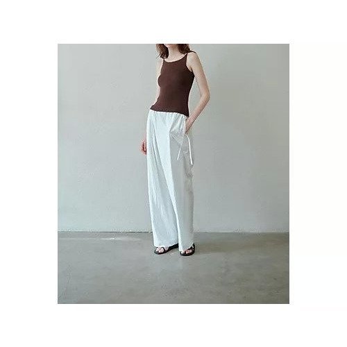 【ル/Le】のSIDE DRAWSTRING WIDE PANTS インテリア・キッズ・メンズ・レディースファッション・服の通販 founy(ファニー) 　ファッション　Fashion　レディースファッション　Fashion for Women　パンツ　Pants & Trousers　ギャザー　Gathered, Ruffled　ストリング　String, Drawstring　ドレープ　Drape, Draping Fabric　ワイド　Wide, Wide Fit　楽ちん　Easy Fit, Comfortable　WHITE|ID: prp329100004780731 ipo3291000000034685026