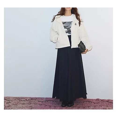 【スアデオ/suadeo】の【suadeo別注】La Hutte刺繍コンパクトフーディブルゾン 人気、トレンドファッション・服の通販 founy(ファニー) ファッション Fashion レディースファッション Fashion for Women アウター Coat / Outerwear Collection ブルゾンジャケット・スポーティアウター Blouson Jackets グラフィック Graphic, Graphic Design フランス France, French ブルゾン Blouson, Bomber Jacket 人気 Popular, Best Seller 別注 Limited Edition, Custom Order 定番 Standard, Basic Item 洗える Machine Washable other-2|ID: prp329100004780778 ipo3291000000035147004