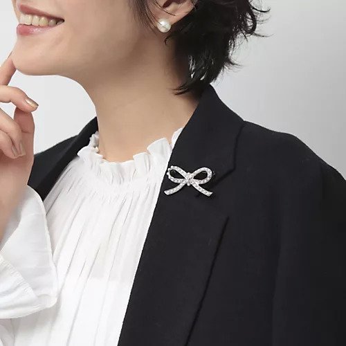 【ノーリーズ/NOLLEY'S】の【NOLLEYS goods】リボンパールブローチ インテリア・キッズ・メンズ・レディースファッション・服の通販 founy(ファニー) https://founy.com/ ファッション Fashion レディースファッション Fashion for Women おすすめ Recommended / Our Picks ジャケット Jacket, Outerwear パール Pearl, Pearl Accent ブローチ Brooch, Pin Brooch リボン Ribbon, Bow |ID: prp329100004780903 ipo3291000000034685931