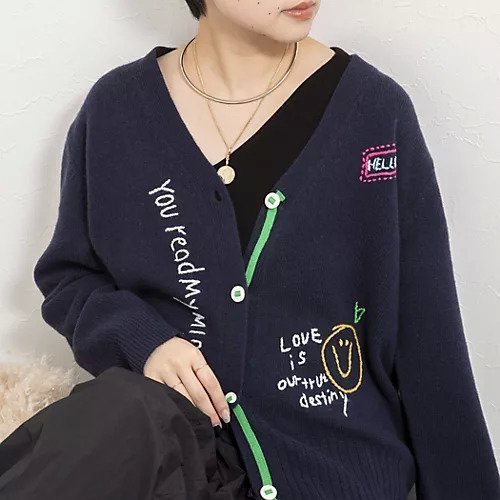 【リエミラー/Rie Miller】のハンド刺繍Vネックカーディガン インテリア・キッズ・メンズ・レディースファッション・服の通販 founy(ファニー) 　ファッション　Fashion　レディースファッション　Fashion for Women　トップス・カットソー　Cut & Sew Tops　カーディガン・羽織り　Layered Style Cardigans　Vネックトップス　V-Neck Tops / V-Cut Neckline Shirts　2025年　2025　2025-2026秋冬・A/W　Autumn/Winter 2025–26 AW25–26　おすすめ　Recommended / Our Picks　カーディガン　Cardigan, Knitwear　ネオン　Neon, Neon Color　ハンド　Hand, Handmade　ネイビー|ID: prp329100004781833 ipo3291000000034694943