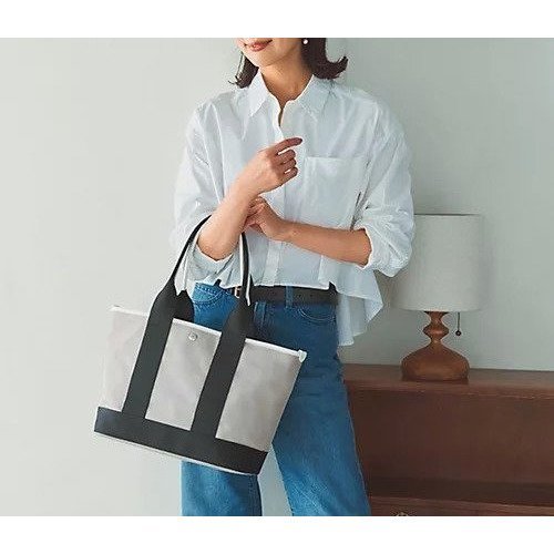 【トプカピ/TOPKAPI】の【Breath TOPKAPI sis】【WEB限定】ナイロン ロングハンドル トートバッグ A4 インテリア・キッズ・メンズ・レディースファッション・服の通販 founy(ファニー) ファッション Fashion レディースファッション Fashion for Women バッグ Bags 軽量 Lightweight, Ultra Light スマート Smart, Elegant 人気 Popular, Best Seller ポケット Pocket, Pocket Detail メタル Metal, Metal Parts ロング Long, Long-Length エレガント 上品 Elegant ビジネス 仕事 通勤 Business / Work / Commuting グレージュ|ID: prp329100004784125 ipo3291000000034724311