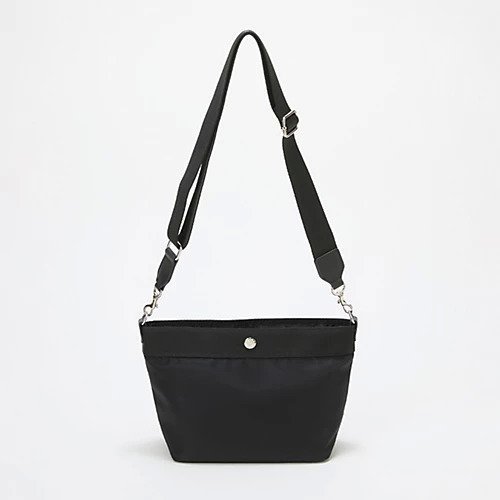 【トプカピ/TOPKAPI】の【Breath TOPKAPI sis】【WEB限定】ナイロン 舟形 ショルダーバッグ 軽量 インテリア・キッズ・メンズ・レディースファッション・服の通販 founy(ファニー) 　ファッション　Fashion　レディースファッション　Fashion for Women　ショルダー　Shoulder, Shoulder Strap　シンプル　Simple, Minimal　スマート　Smart, Elegant　ポケット　Pocket, Pocket Detail　人気　Popular, Best Seller　旅行　Travel　軽量　Lightweight, Ultra Light　ブラック|ID: prp329100004784128 ipo3291000000034724330