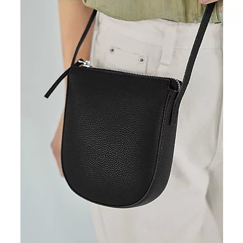 【スタイルデリ/STYLE DELI】の【DELI by】本革スマートショルダーポーチ 人気、トレンドファッション・服の通販 founy(ファニー) 　ファッション　Fashion　レディースファッション　Fashion for Women　ポーチ&ミニバッグ　Pouches & Mini Bags　ショルダー　Shoulder, Shoulder Strap　スマート　Smart, Elegant　スリット　Slit, Slit Detail　財布　Wallet, Purse　フォルム　Silhouette, Form　ポケット　Pocket, Pocket Detail　ポーチ　Pouch, Small Case　リップ　Lip, Lip Motif　旅行　Travel　iPhone アイフォーン　iPhone　other-2|ID: prp329100004784861 ipo3291000000035013307